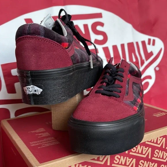 Vans Old Skool Stac
Velvet Plaid Port/Black
VNOA7Q5M02Y
WMNS Platforms - sneaker - Picture 10 of 16